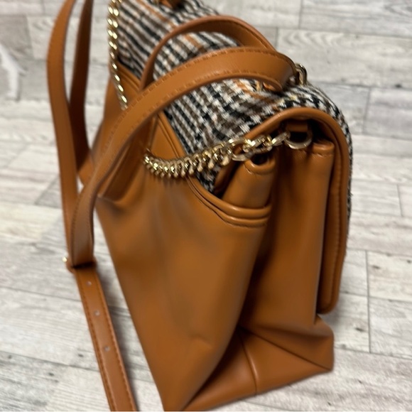 A New Day Plaid Crossbody Bag With Gold Chain - Picture 9 of 16